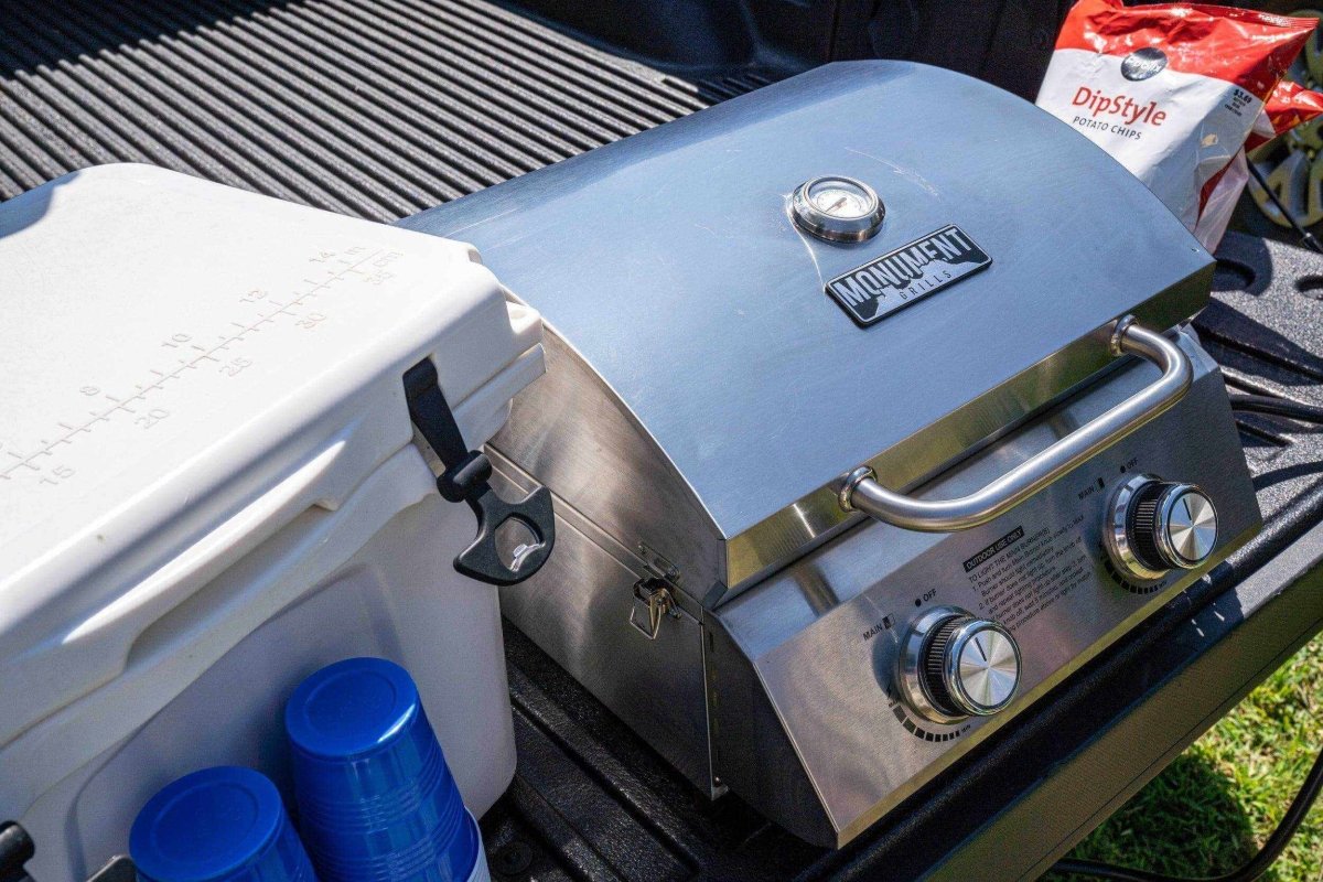 13742 | Stainless Tabletop Propane Gas Grill