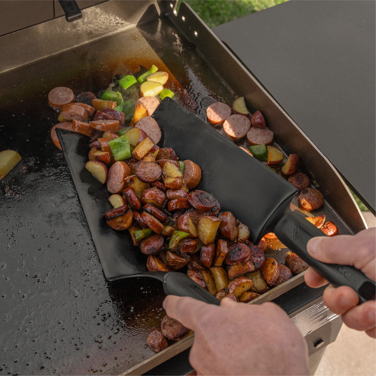 28" Omnivore Griddle W/Hard Cover Combo