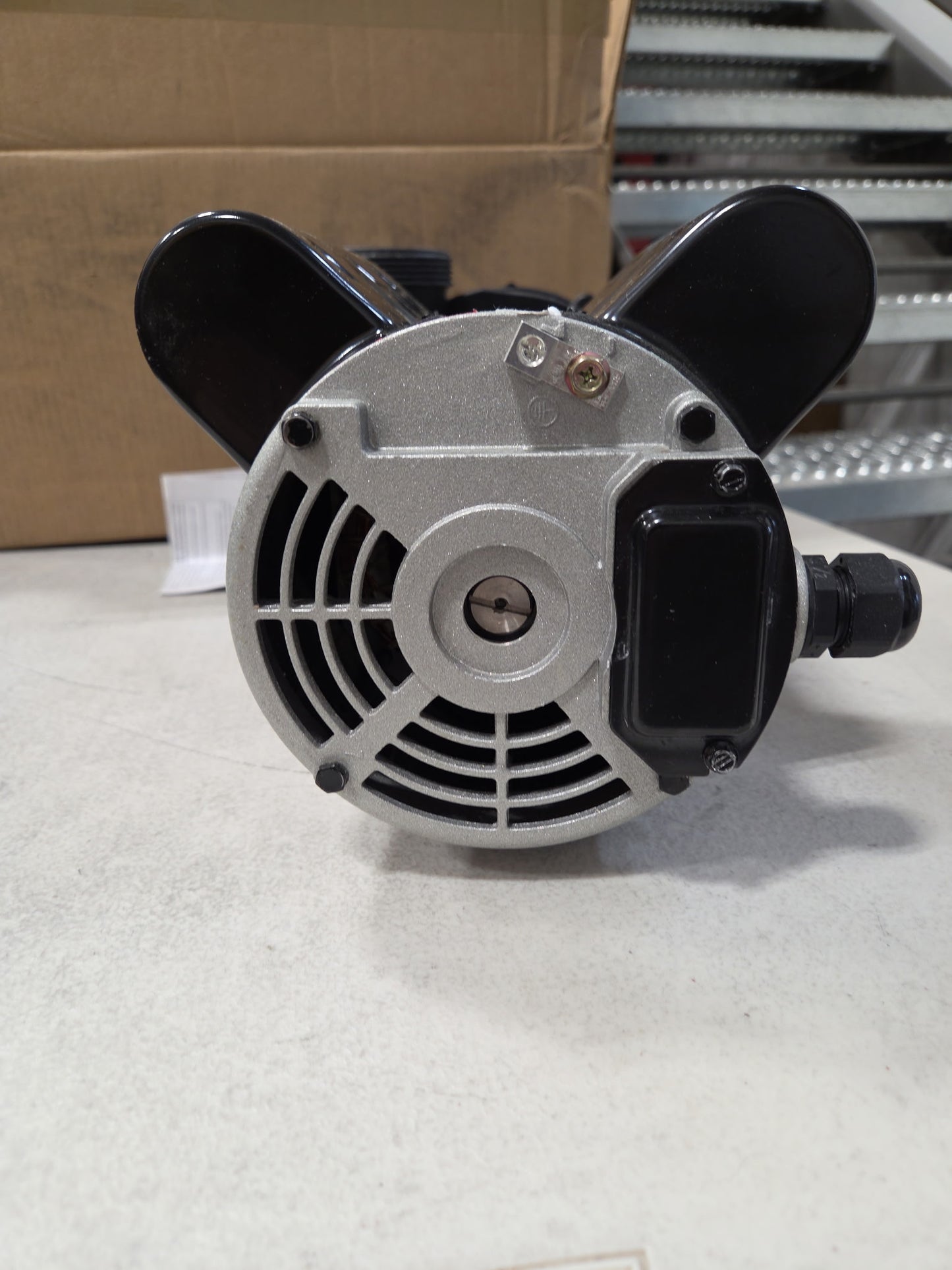 Pump, LX 48WUA, 1.5hp, 115v, 2-Spd, 48Fr, 2" - Used/Open Box