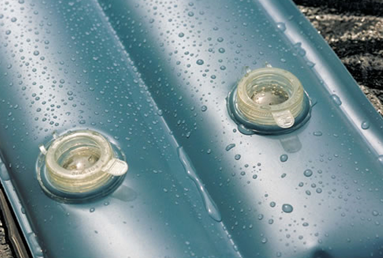 GLI Standard Duty 8' Double Chamber Water Tube, Black for In Ground Winter Covers, 500008WTDBLK