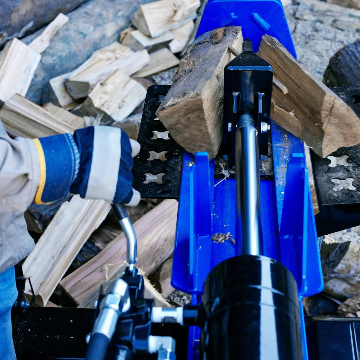 LOG-X Series 35-Ton Full Beam Gas Log Splitter: 10hp 301cc OHV Engine, 23" Stroke
