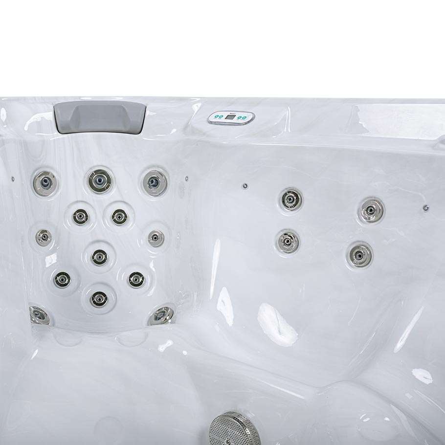 Chicago Hot Tub