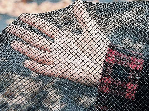 GLI Leaf Net Winter Cover for 18' Round Pools, 450018RDLNT3BX