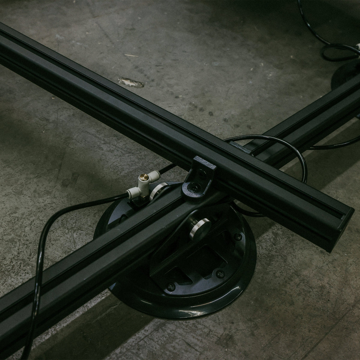GRABO Panel Pro Modular Rail Suction Gripster System, 6 Cups, 441 lb